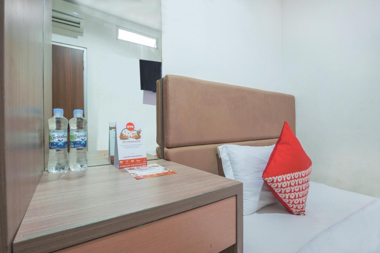 Oyo 345 Wynne Residence Jakarta Exteriör bild