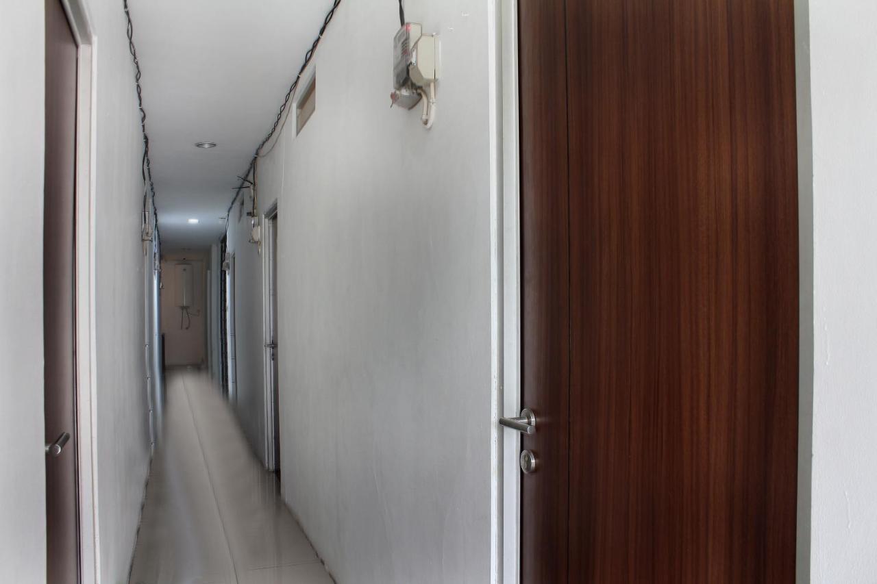 Oyo 345 Wynne Residence Jakarta Exteriör bild