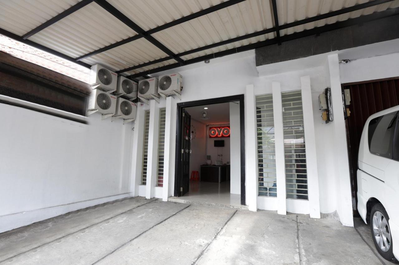 Oyo 345 Wynne Residence Jakarta Exteriör bild
