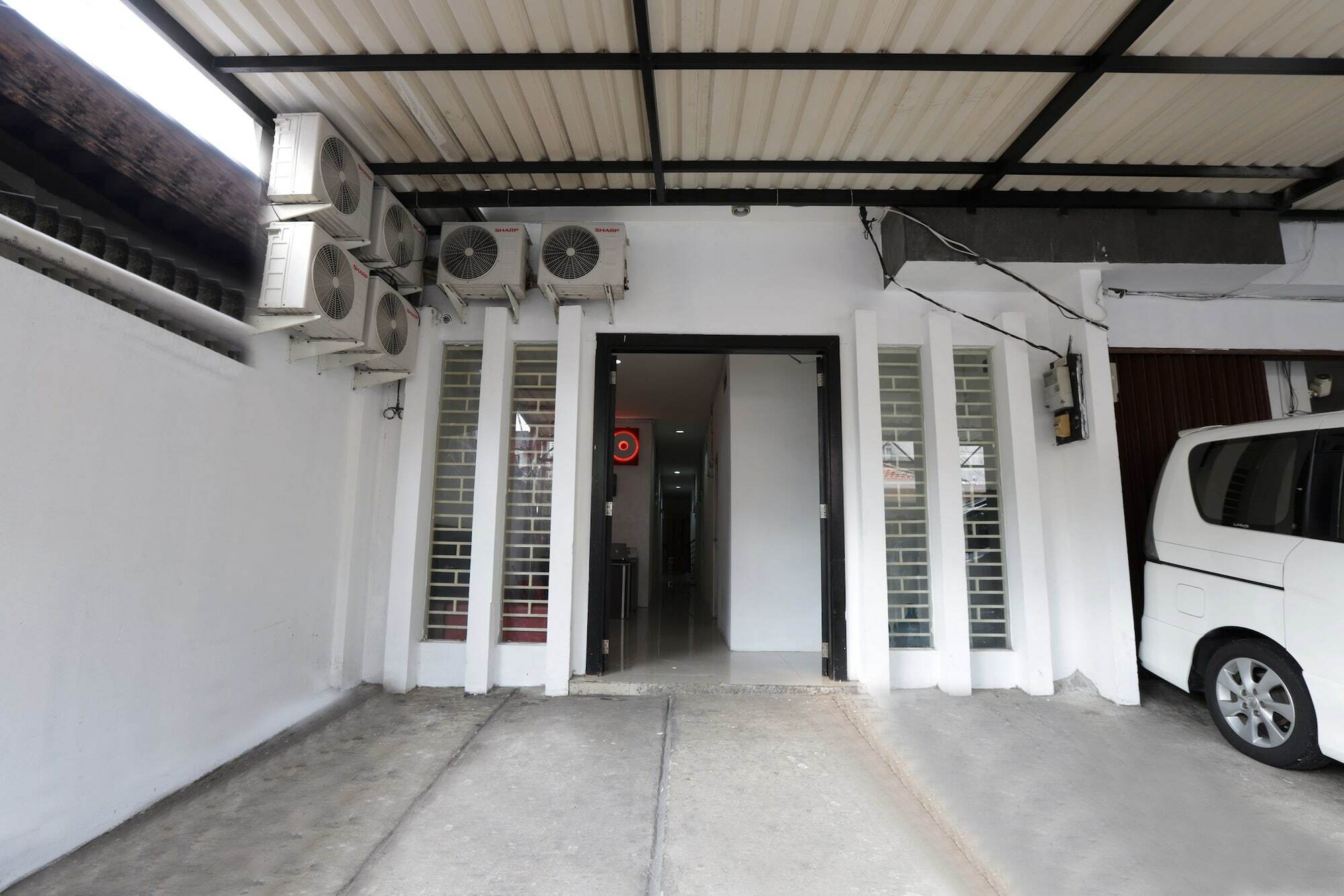 Oyo 345 Wynne Residence Jakarta Exteriör bild