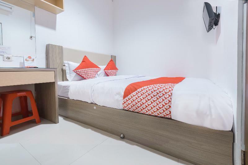 Oyo 345 Wynne Residence Jakarta Exteriör bild